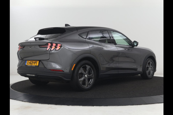 Ford Mustang Mach-E Extended RWD 98 kWh | SOH 93,1% | Panoramadak | 360 Camera | Leder | Stoel & stuurverwarming | B&O Sound | Carplay | Keyless | Memory | Adaptive cruise | Navigatie