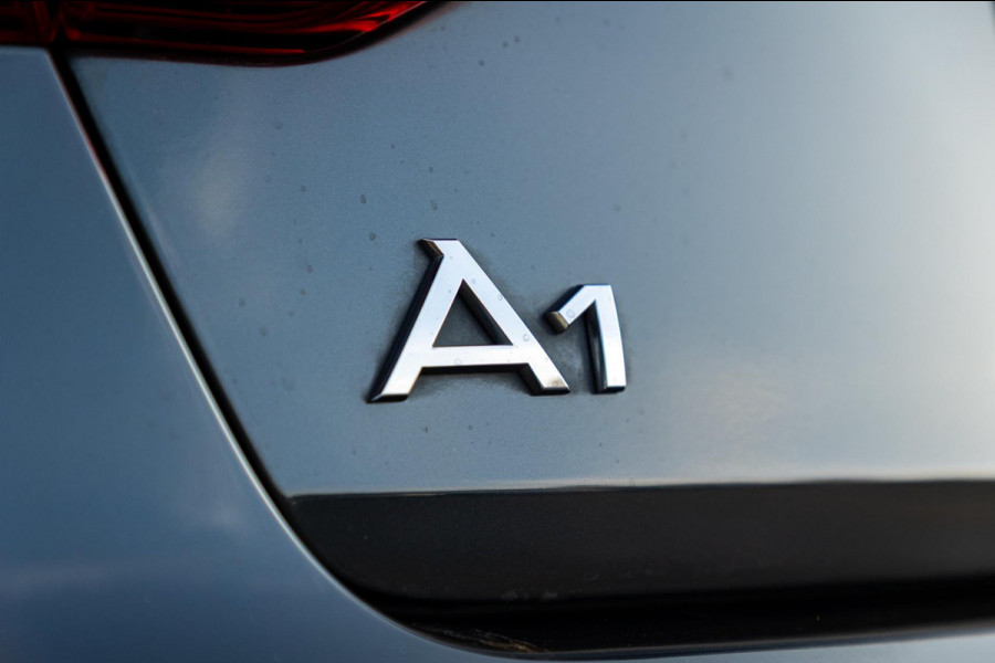 Audi A1 Sportback 30 TFSI Advanced Automaat I Rijbaanherkenning I Cruise I Airco I Parkeersensoren V+A I NL Auto I NAP