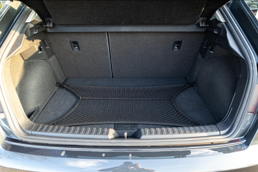 Audi A1 Sportback 30 TFSI Advanced Automaat I Rijbaanherkenning I Cruise I Airco I Parkeersensoren V+A I NL Auto I NAP