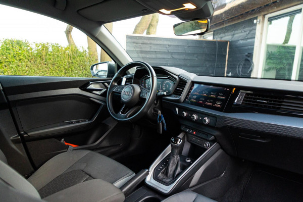 Audi A1 Sportback 30 TFSI Advanced Automaat I Rijbaanherkenning I Cruise I Airco I Parkeersensoren V+A I NL Auto I NAP