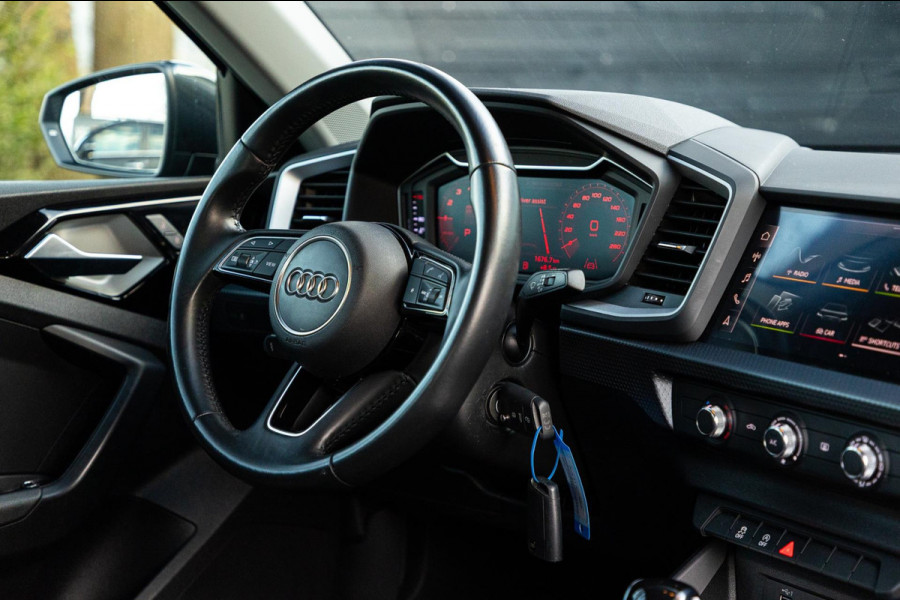 Audi A1 Sportback 30 TFSI Advanced Automaat I Rijbaanherkenning I Cruise I Airco I Parkeersensoren V+A I NL Auto I NAP