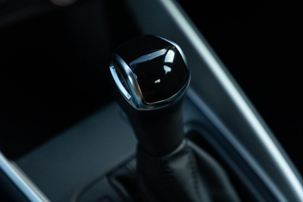 Audi A1 Sportback 30 TFSI Advanced Automaat I Rijbaanherkenning I Cruise I Airco I Parkeersensoren V+A I NL Auto I NAP