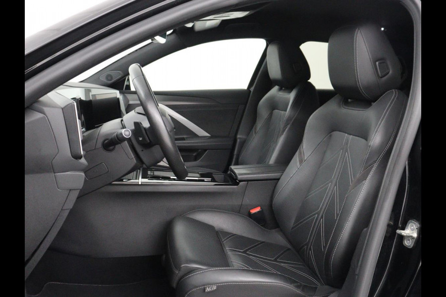 Opel Astra 1.6 Hybrid GS Line | SOH 93,3% | Head-Up | Leder | 360 Camera | Massage | Adaptive cruise | Stoelventilatie | 18'' velgen | Carplay | Navigatie | Full LED | Keyless | Climate control | PHEV | Plug In
