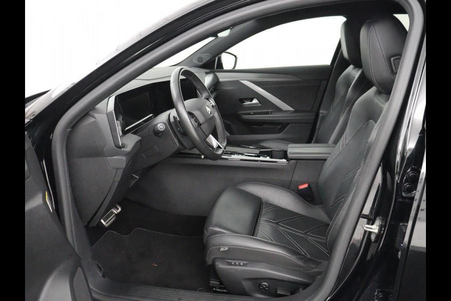 Opel Astra 1.6 Hybrid GS Line | SOH 93,3% | Head-Up | Leder | 360 Camera | Massage | Adaptive cruise | Stoelventilatie | 18'' velgen | Carplay | Navigatie | Full LED | Keyless | Climate control | PHEV | Plug In
