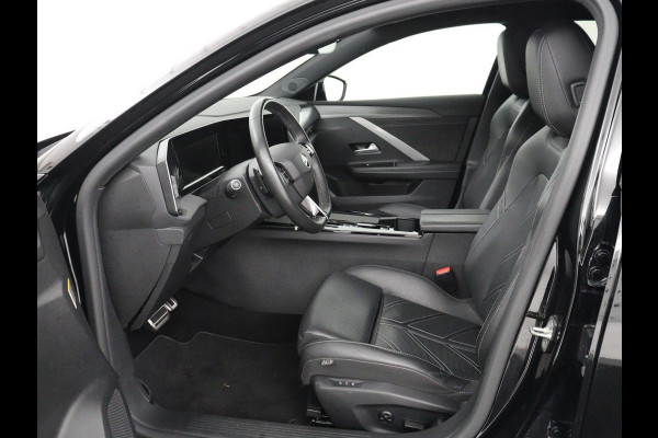 Opel Astra 1.6 Hybrid GS Line | SOH 93,3% | Head-Up | Leder | 360 Camera | Massage | Adaptive cruise | Stoelventilatie | 18'' velgen | Carplay | Navigatie | Full LED | Keyless | Climate control | PHEV | Plug In