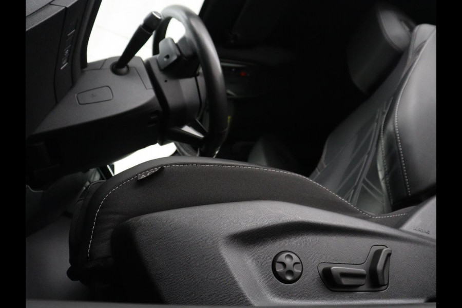 Opel Astra 1.6 Hybrid GS Line | SOH 93,3% | Head-Up | Leder | 360 Camera | Massage | Adaptive cruise | Stoelventilatie | 18'' velgen | Carplay | Navigatie | Full LED | Keyless | Climate control | PHEV | Plug In