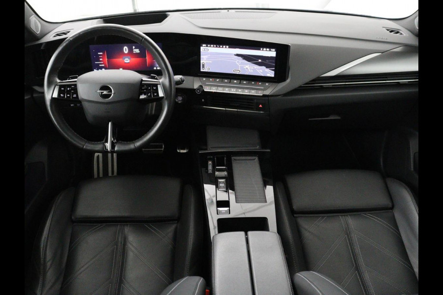 Opel Astra 1.6 Hybrid GS Line | SOH 93,3% | Head-Up | Leder | 360 Camera | Massage | Adaptive cruise | Stoelventilatie | 18'' velgen | Carplay | Navigatie | Full LED | Keyless | Climate control | PHEV | Plug In
