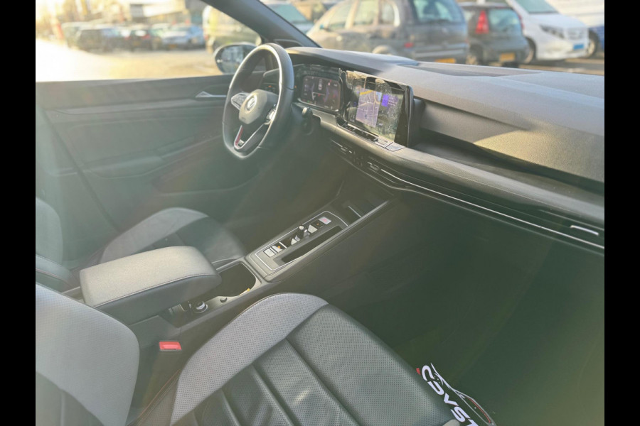 Volkswagen Golf 2.0 TSI GTI Pano HUD Leder Memory Camera Stoelkoeling
