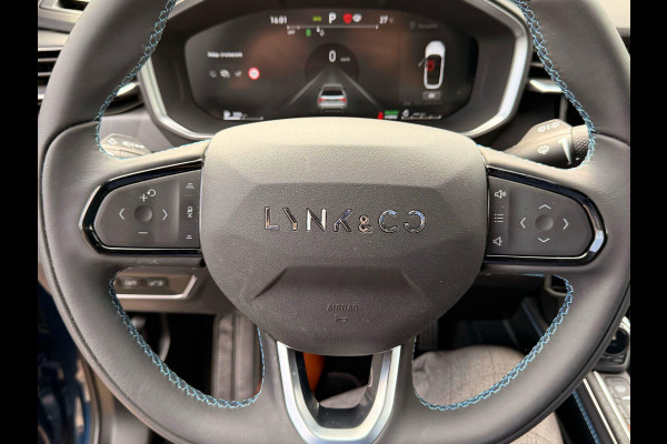 Lynk & Co 01 1.5 261pk Adaptieve Cruise | Elektrische Achterklep | Stoelverwarming | Elektrisch verstelbare Voorstoel