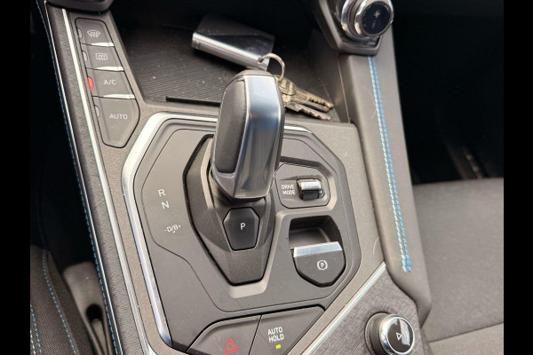 Lynk & Co 01 1.5 261pk Adaptieve Cruise | Elektrische Achterklep | Stoelverwarming | Elektrisch verstelbare Voorstoel