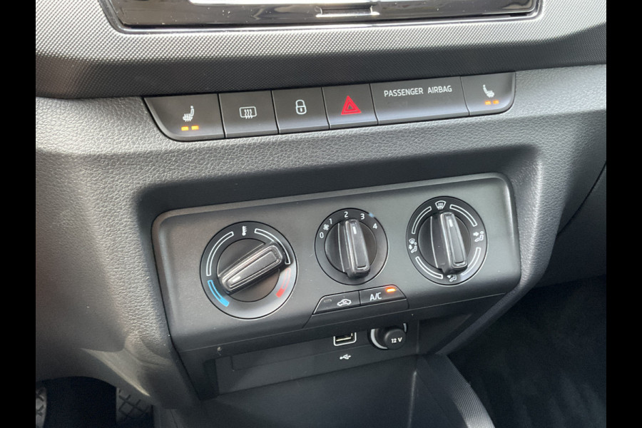 Škoda Fabia Combi 1.0 TSI Style 1Eig DAB Carplay Stoelverw. Black metal