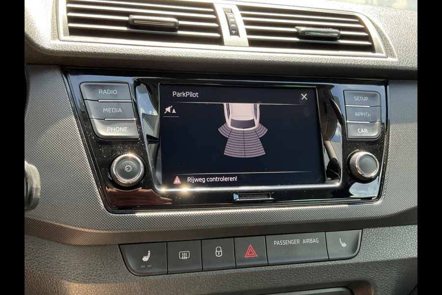 Škoda Fabia Combi 1.0 TSI Style 1Eig DAB Carplay Stoelverw. Black metal