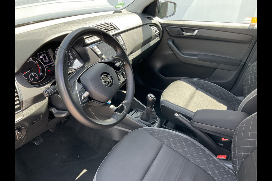 Škoda Fabia Combi 1.0 TSI Style 1Eig DAB Carplay Stoelverw. Black metal