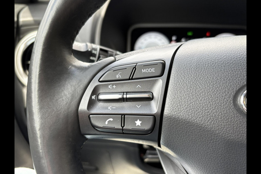 Hyundai Kona EV Fashion 64 kWh | SOH 95% | Head-Up | Krell Audio | Stoel & Stuurverwarming | Adaptive Cruise | Winterset
