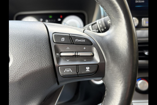 Hyundai Kona EV Fashion 64 kWh | SOH 95% | Head-Up | Krell Audio | Stoel & Stuurverwarming | Adaptive Cruise | Winterset