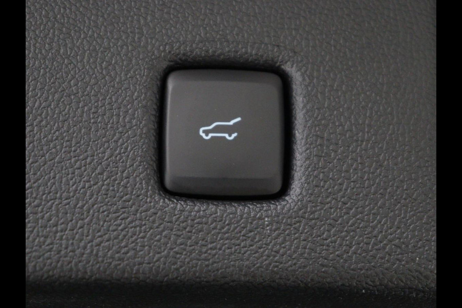 Ford Kuga 2.5 PHEV ST-Line | SOH 94,5% | Adaptive cruise | Leder/Alcantara | Camera | Carplay | Side Assist | Navigatie | Keyless | Parkeerhulp | Elektrische kofferklep | Climate control | Plug In