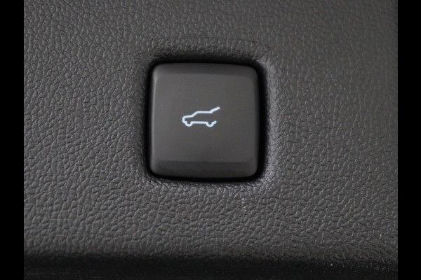 Ford Kuga 2.5 PHEV ST-Line | SOH 94,5% | Adaptive cruise | Leder/Alcantara | Camera | Carplay | Side Assist | Navigatie | Keyless | Parkeerhulp | Elektrische kofferklep | Climate control | Plug In