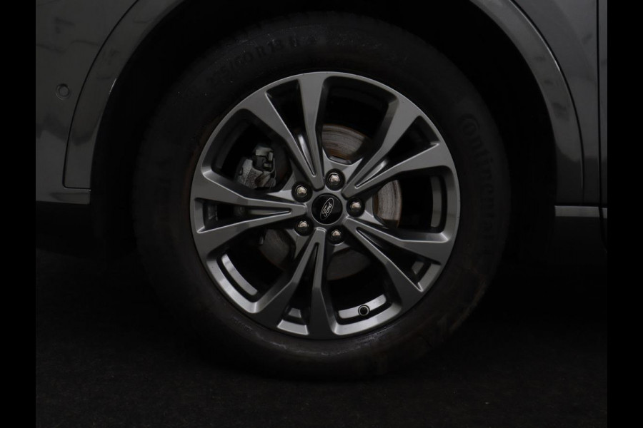 Ford Kuga 2.5 PHEV ST-Line | SOH 94,5% | Adaptive cruise | Leder/Alcantara | Camera | Carplay | Side Assist | Navigatie | Keyless | Parkeerhulp | Elektrische kofferklep | Climate control | Plug In