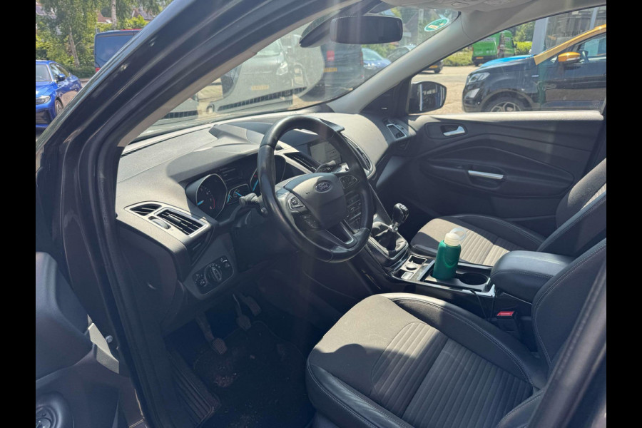 Ford Kuga 1.5 EcoBoost Titanium 150pk Trekhaak | Stoelverwarming | Elektrische Achterklep | Achteruitrijcamera