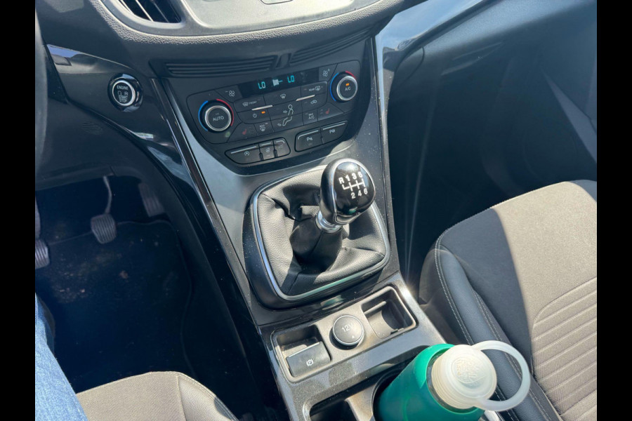 Ford Kuga 1.5 EcoBoost Titanium 150pk Trekhaak | Stoelverwarming | Elektrische Achterklep | Achteruitrijcamera