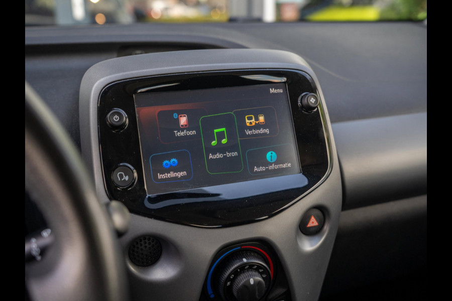 Toyota Aygo 1.0 VVT-i x-play | Camera | Carplay | Airco | 5D