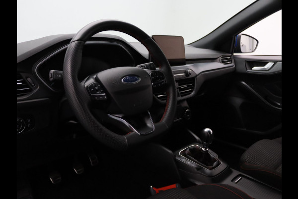 Ford FOCUS Wagon EcoBoost Hybrid ST Line Style Winter Package