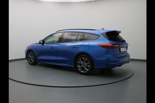 Ford FOCUS Wagon EcoBoost Hybrid ST Line Style Winter Package