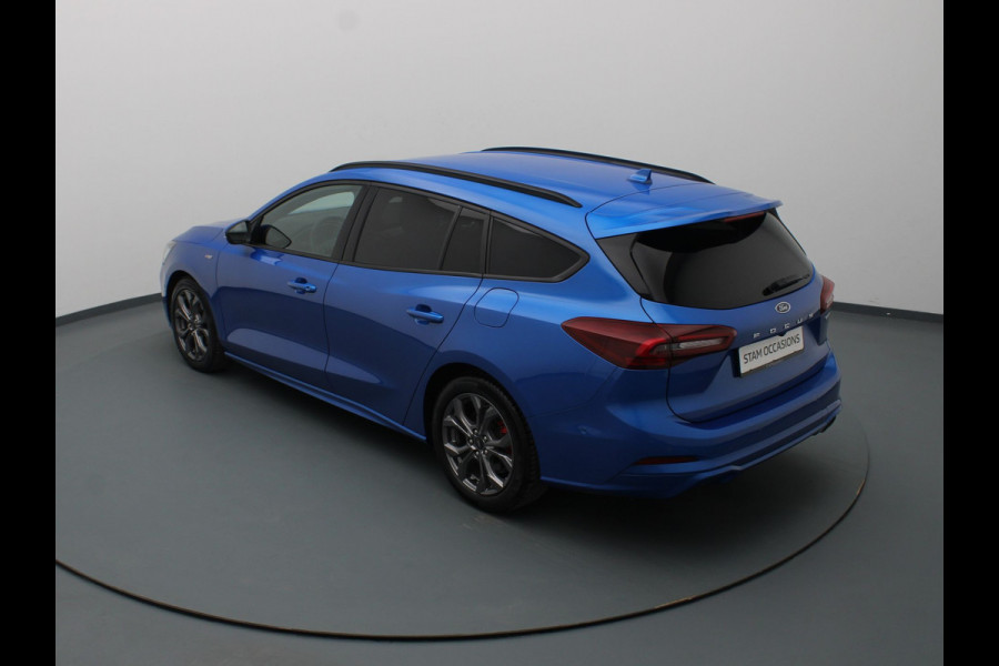 Ford FOCUS Wagon EcoBoost Hybrid ST Line Style Winter Package