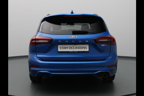 Ford FOCUS Wagon EcoBoost Hybrid ST Line Style Winter Package