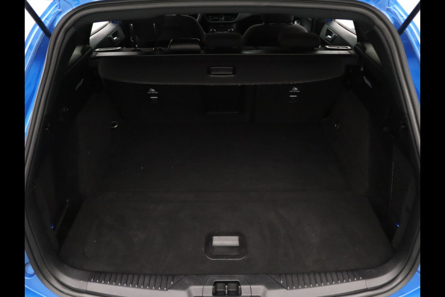 Ford FOCUS Wagon EcoBoost Hybrid ST Line Style Winter Package