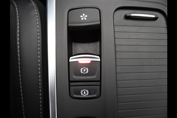 Renault Mégane Estate E-Tech Plug-In Hybrid 160pk Intens Camera | Cruise | Navi | Parkeersens. v+a