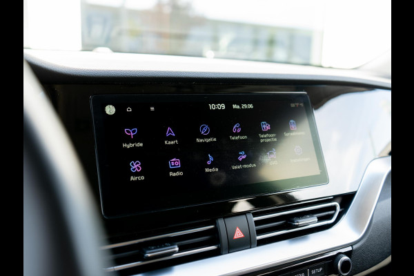 Kia Niro 1.6 GDi Hybrid ExecutiveLine | Cruise | Carplay | Navi | Keyless | Stoelverwarming-ventilatie | schuif-kanteldak