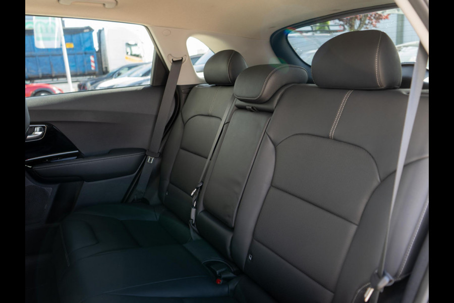 Kia Niro 1.6 GDi Hybrid ExecutiveLine | Cruise | Carplay | Navi | Keyless | Stoelverwarming-ventilatie | schuif-kanteldak