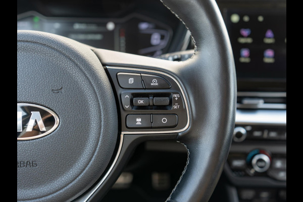 Kia Niro 1.6 GDi Hybrid ExecutiveLine | Cruise | Carplay | Navi | Keyless | Stoelverwarming-ventilatie | schuif-kanteldak