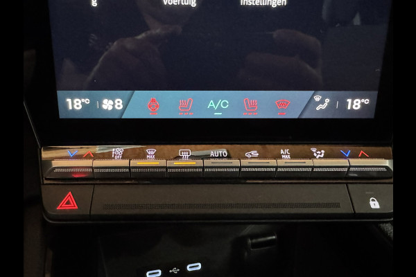 Renault Austral 1.2 E-Tech full hybrid 200 Techno Automaat Digital Dash Camera+Pdc Stoel/stuur/voorruitverwarming Carplay Cllima