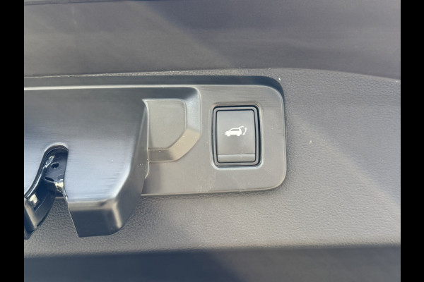 Renault Austral 1.2 E-Tech full hybrid 200 Techno Automaat Digital Dash Camera+Pdc Stoel/stuur/voorruitverwarming Carplay Cllima