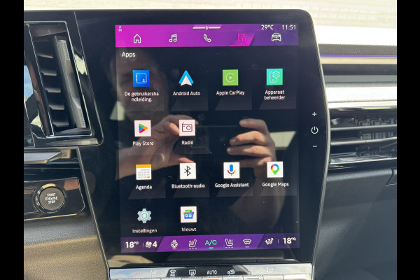 Renault Austral 1.2 E-Tech full hybrid 200 Techno Automaat Digital Dash Camera+Pdc Stoel/stuur/voorruitverwarming Carplay Cllima