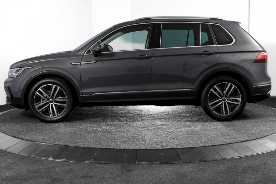 Volkswagen Tiguan 1.5 TSI 150 PK Life Business | Trekhaak | Dig. Cockpit | Adapt. Cruise | Stuur-+stoelverw. | Camera | PDC | NAV+App. Connect | ECC | LM 19" |