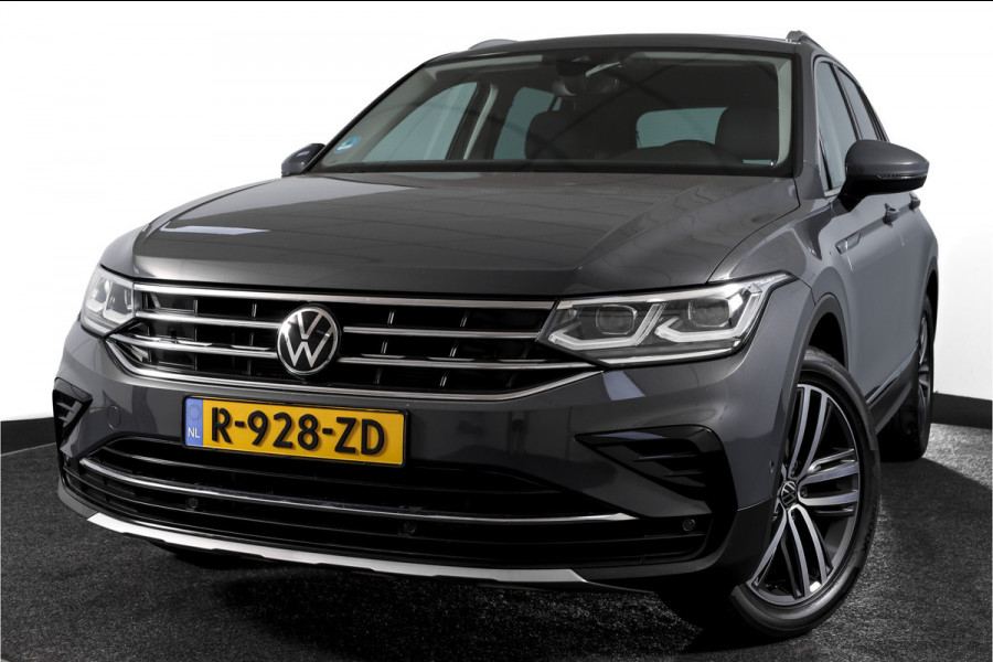 Volkswagen Tiguan 1.5 TSI 150 PK Life Business | Trekhaak | Dig. Cockpit | Adapt. Cruise | Stuur-+stoelverw. | Camera | PDC | NAV+App. Connect | ECC | LM 19" |