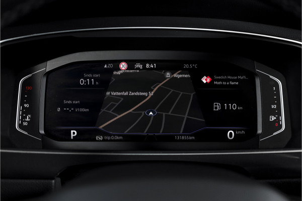Volkswagen Tiguan 1.5 TSI 150 PK Life Business | Trekhaak | Dig. Cockpit | Adapt. Cruise | Stuur-+stoelverw. | Camera | PDC | NAV+App. Connect | ECC | LM 19" |