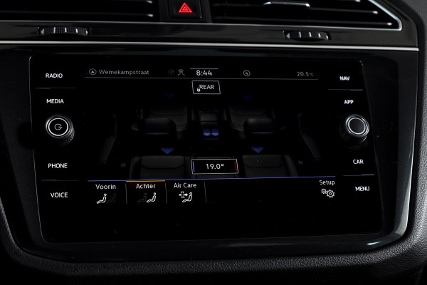 Volkswagen Tiguan 1.5 TSI 150 PK Life Business | Trekhaak | Dig. Cockpit | Adapt. Cruise | Stuur-+stoelverw. | Camera | PDC | NAV+App. Connect | ECC | LM 19" |