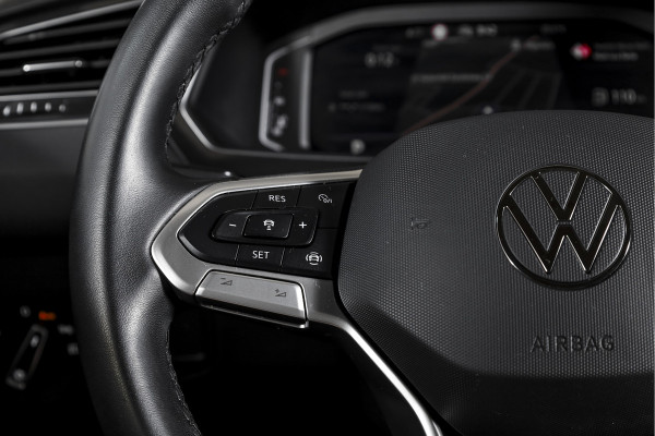 Volkswagen Tiguan 1.5 TSI 150 PK Life Business | Trekhaak | Dig. Cockpit | Adapt. Cruise | Stuur-+stoelverw. | Camera | PDC | NAV+App. Connect | ECC | LM 19" |