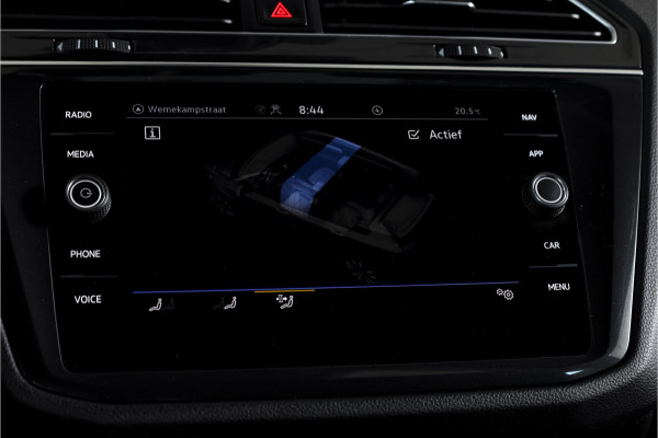 Volkswagen Tiguan 1.5 TSI 150 PK Life Business | Trekhaak | Dig. Cockpit | Adapt. Cruise | Stuur-+stoelverw. | Camera | PDC | NAV+App. Connect | ECC | LM 19" |