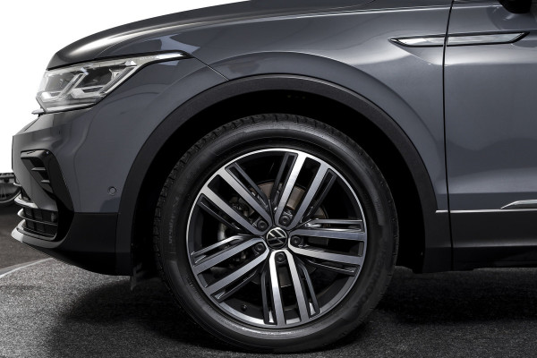 Volkswagen Tiguan 1.5 TSI 150 PK Life Business | Trekhaak | Dig. Cockpit | Adapt. Cruise | Stuur-+stoelverw. | Camera | PDC | NAV+App. Connect | ECC | LM 19" |