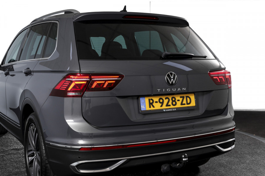 Volkswagen Tiguan 1.5 TSI 150 PK Life Business | Trekhaak | Dig. Cockpit | Adapt. Cruise | Stuur-+stoelverw. | Camera | PDC | NAV+App. Connect | ECC | LM 19" |