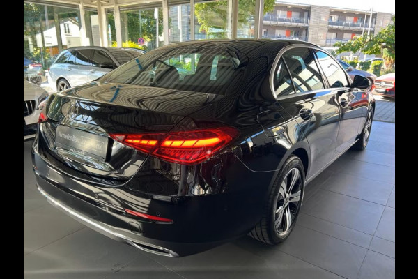 Mercedes-Benz C-Klasse 300e AVANTGARDE ** LED, MEMORY, DODE HOEK, CAMERA, WINTER ** 1e EIG - Ex MB-AG - 3.898km (!)  ** ** INFORMEER OOK NAAR ONZE AANTREKKELIJKE FINANCIAL-LEASE TARIEVEN **
