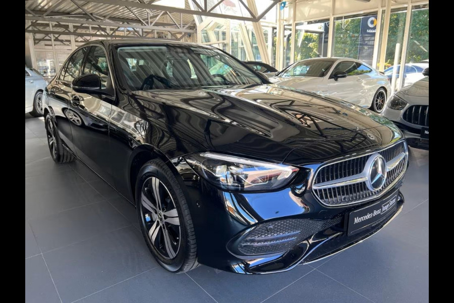Mercedes-Benz C-Klasse 300e AVANTGARDE ** LED, MEMORY, DODE HOEK, CAMERA, WINTER ** 1e EIG - Ex MB-AG - 3.898km (!)  ** ** INFORMEER OOK NAAR ONZE AANTREKKELIJKE FINANCIAL-LEASE TARIEVEN **