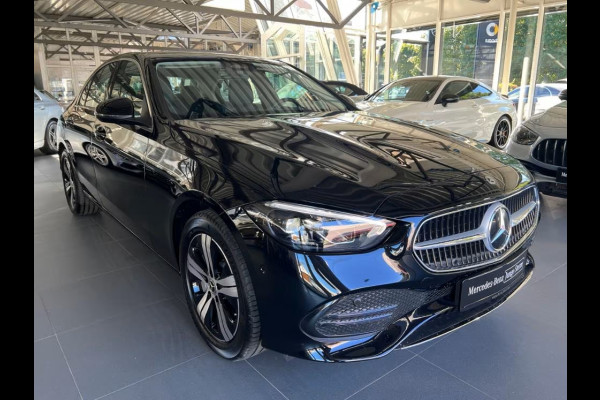 Mercedes-Benz C-Klasse 300e AVANTGARDE ** LED, MEMORY, DODE HOEK, CAMERA, WINTER ** 1e EIG - Ex MB-AG - 3.898km (!)  ** ** INFORMEER OOK NAAR ONZE AANTREKKELIJKE FINANCIAL-LEASE TARIEVEN **