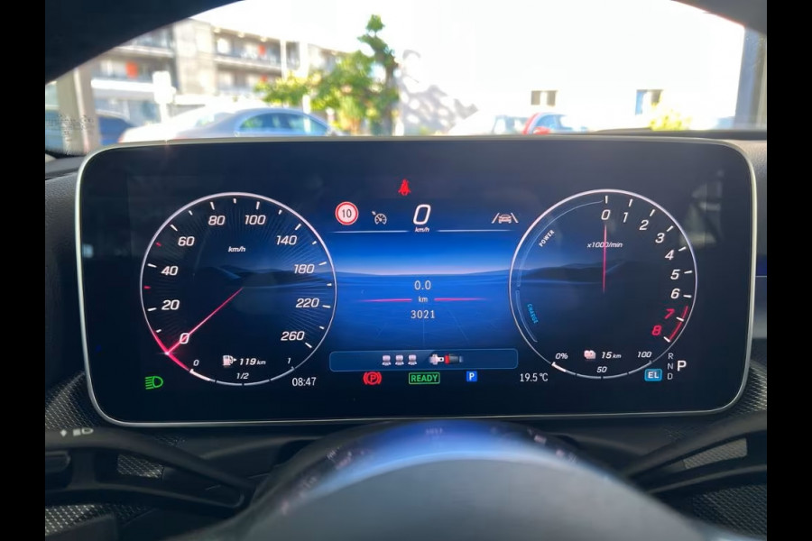 Mercedes-Benz C-Klasse 300e AVANTGARDE ** LED, MEMORY, DODE HOEK, CAMERA, WINTER ** 1e EIG - Ex MB-AG - 3.898km (!)  ** ** INFORMEER OOK NAAR ONZE AANTREKKELIJKE FINANCIAL-LEASE TARIEVEN **