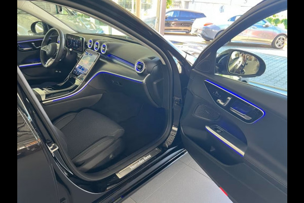 Mercedes-Benz C-Klasse 300e AVANTGARDE ** LED, MEMORY, DODE HOEK, CAMERA, WINTER ** 1e EIG - Ex MB-AG - 3.898km (!)  ** ** INFORMEER OOK NAAR ONZE AANTREKKELIJKE FINANCIAL-LEASE TARIEVEN **